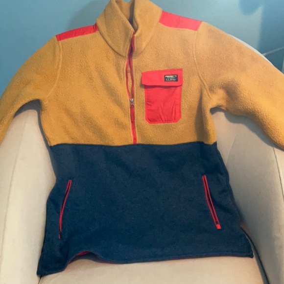 L.L. Bean Other - LL Bean Navy and Gold Fleece Sweatshirt